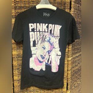 Pink,‎ 2017 Tour Shirt- Black Graphic,  Pink Design, Size: Small